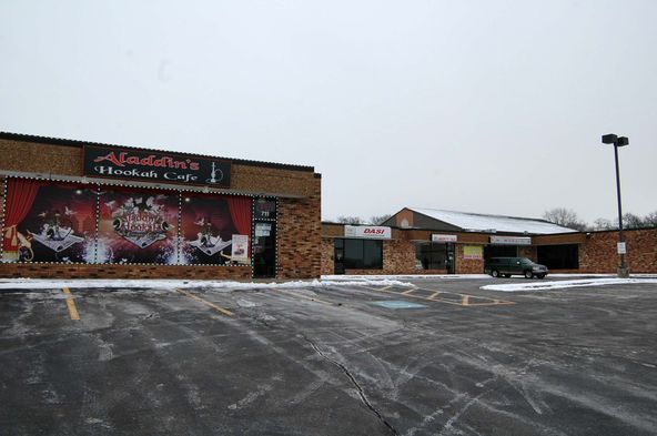 College Square - Suite 713: 921 West McKinley Avenue, Mishawaka, IN 46545
